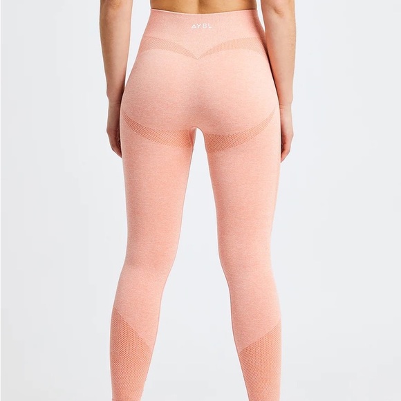 AYBL | Motion Seamless Leggings - Picture 2 of 4